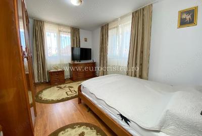 Casă cu 7 camere cu Teren 965 Mp în Mangalia - 3