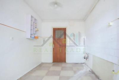 Apartament 3 camere decomandat zona Grivitei - 3