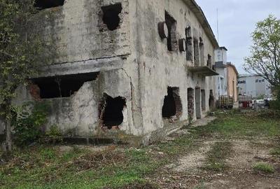 Hala , SC total 2048 MP , P+E, trifazic , teren 2000 mp, zona Borsului - 13