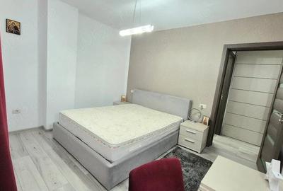 Apartament cu 3 camere decomandat în Km 4 - 9