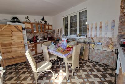 Casă individuală cu 4 camere cu Canalizare în Semicentral - 3