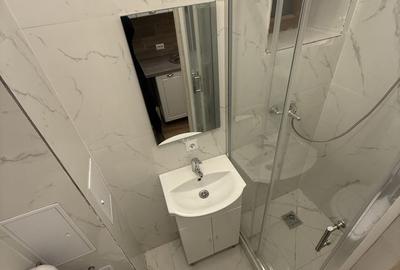 Garsonieră decomandată în Central - 2