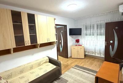 Apartament cu 2 camere semidecomandat în Ghiroda - 1