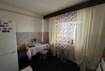 Nicolina - 3 Camere Decomandat - Etaj 3 - 75 Mp - Bloc 1986 - 4