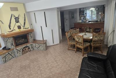 Casa Marta Bibescu pe malul lacului cu piscina - 15