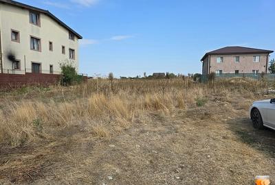 Teren Construcții intravilan de 450 mp, în Lazu - 7