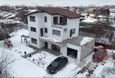 Casă cu 5 camere cu Teren 490 Mp în Central