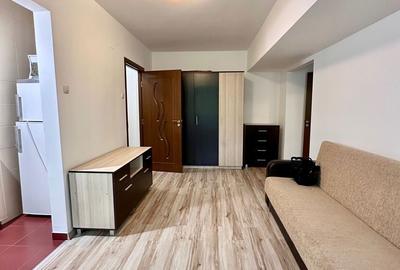 Apartament cu 2 camere semidecomandat în Floreasca