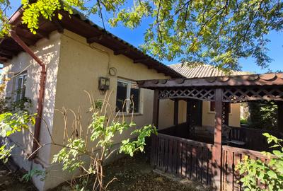 Valu lui Traian - teren 400 mp + casa 3 camere (72 mp ) /necesita renovare - 5