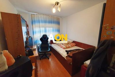 Apartament 3 camere, decomandat, 2 bai, zona Kaufland Apartament 3 camere, decomandat, 2 bai, zona Kaufland - 9