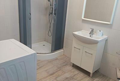 Apartament cu 2 camere decomandat în Bâcu