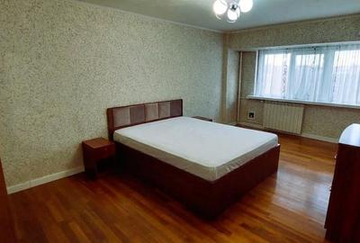 Apartament cu 2 camere decomandat, mobilat în P-ța Unirii - 4