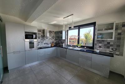 Casa individuala, moderna, complet mobilata in Costinesti - 2