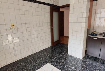Apartament cu 3 camere decomandat în 13 Septembrie - 4