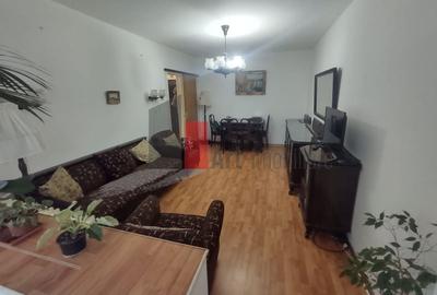 Apartament cu 3 camere decomandat în Alexandru Obregia