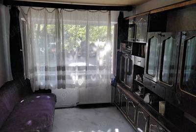 Apartament cu 3 camere decomandat în Circumvalațiunii - 2