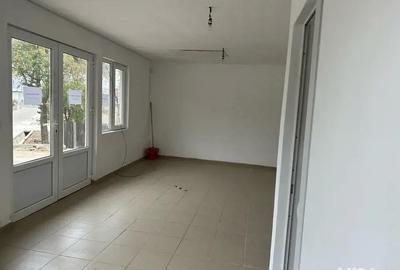 Spațiu comercial, de 30 mp, în Breaza - 2