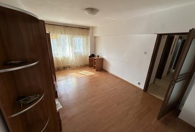 Apartament cu 2 camere decomandat în Tomis II - 3