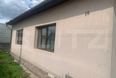 Casa de vanzare cu 3 camere, 80 mp, zona Mureseni - 2