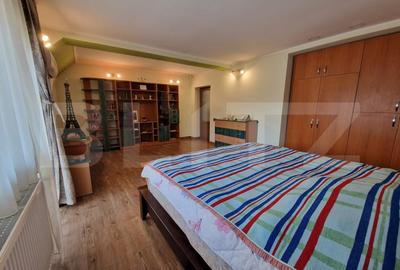 Casa deosebita individuala  cu spatiu comercial ,se vand impreuna zona Centru - 13