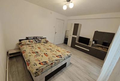 Apartament cu 3 camere decomandat în Păcii - 5