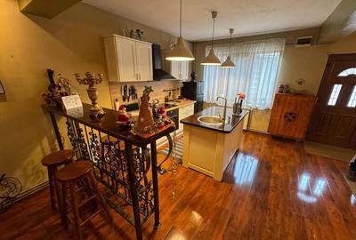 Casă în Central - 10