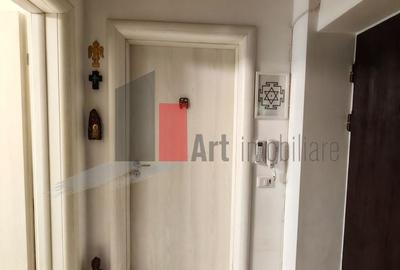 Apartament cu 2 camere decomandat în Păcii - 17