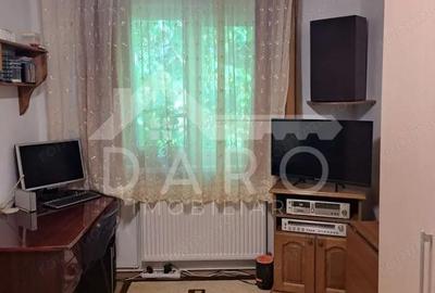 Apartament cu 3 camere semidecomandat în Central - 3