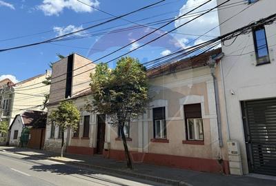 Apartament cu 3 camere semidecomandat în Semicentral - 2