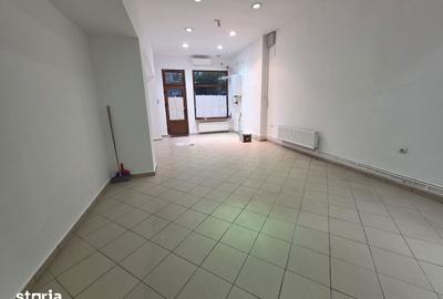 Spațiu comercial, de 68 mp, în Republicii - 2