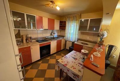 Casa de vanzare in Slanic - Central! - 8