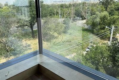 Apartament cu 4 camere decomandat în Petricani - 2