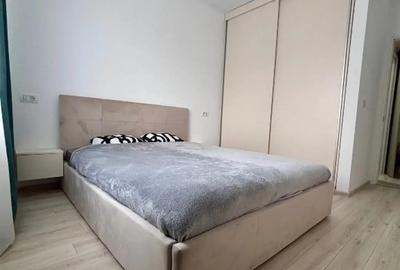 Apartament cu 2 camere decomandat în Tractorul - 7