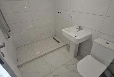 Apartament cu 3 camere decomandat în Central - 4