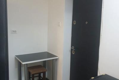 Garsonieră semidecomandată în Central - 1