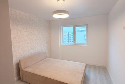 Apartament cu 3 camere semidecomandat în Berceni - 1
