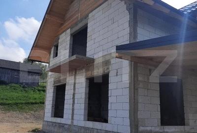 Casa la rosu, 6 camere, 167 mp, in zona Cozanesti, Suceava - 4