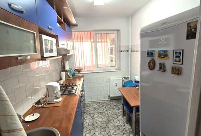 2 camere,  între metrou Gorjului și Păcii, Bld. Iuliu Maniu nr 170 - 7