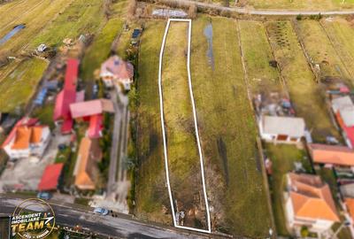 Teren agricol intravilan de 2059 mp, în Central - 2