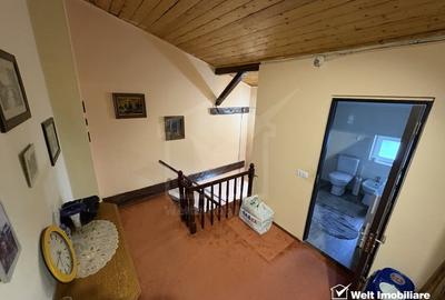 Casa parter + mansarda, situat la curte comuna, teren propriu, 3 locatari ! - 11