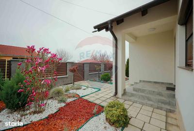 Casă cu 3 camere cu Teren 500 Mp în Biharia