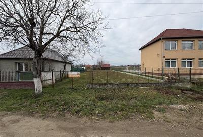 TEREN INTRAVILAN 746 MP | ZONA SABOLCIU - 1