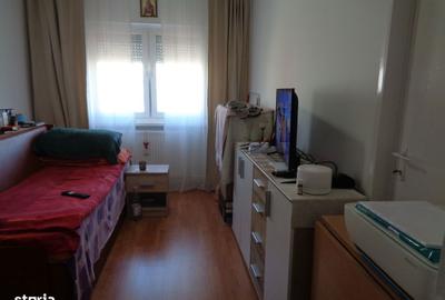 Apartament cu 3 camere decomandat în Aurel Vlaicu - 2