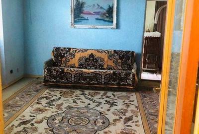 Apartament cu 3 camere semidecomandat în Central - 1