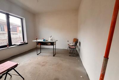 Casă individuală cu 3 camere cu Teren 500 Mp în Exterior Vest - 9