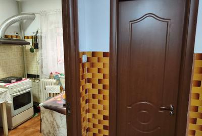 Apartament cu 3 camere decomandat în Drumul Taberei - 6