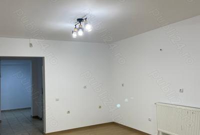 Spațiu comercial, de 35 mp, în Central - 7