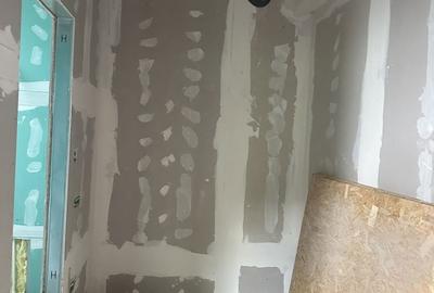 Casă cu 3 camere decomandat în Central - 4