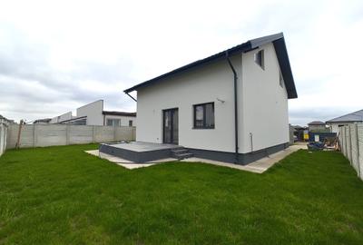 Casă P+E modernă  -  3 dormitoare  -  2 băi  -  347 mp teren - 3