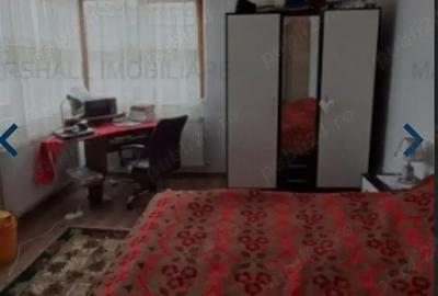 Vand casa cu 3 camere CENTRAL - 16